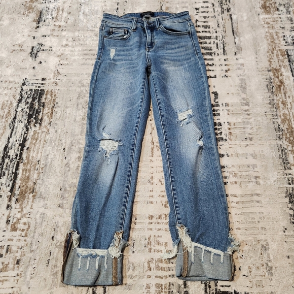 Judy Blue Straight Fit Jeans - Picture 2 of 4